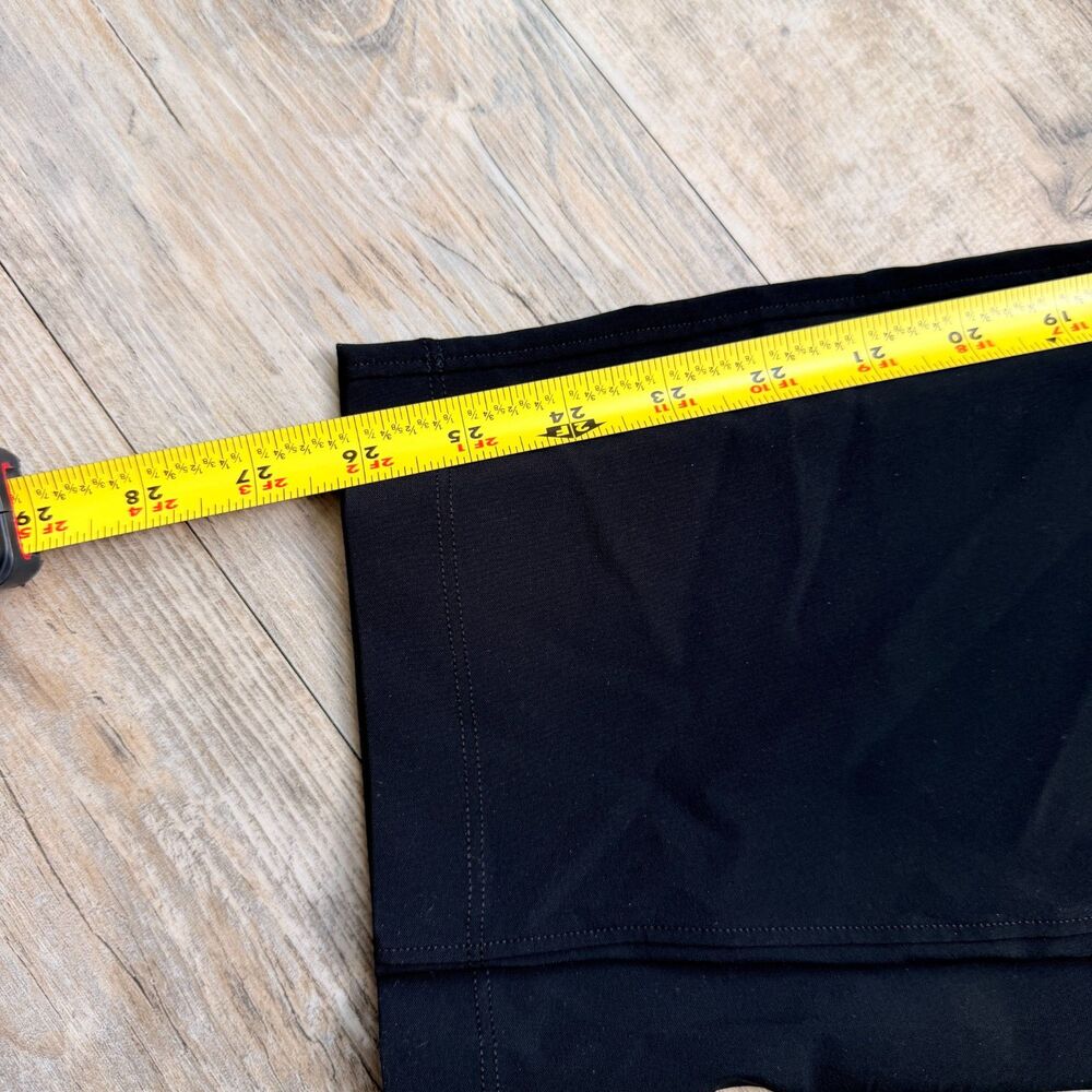 Lululemon On The Fly Pant Woven Black Size 8 26" Inseam Travel Career Athleisure - Picture 6 of 8